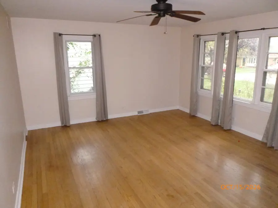 2N145 Edgewood Avenue, Lombard, IL 60148 - #2