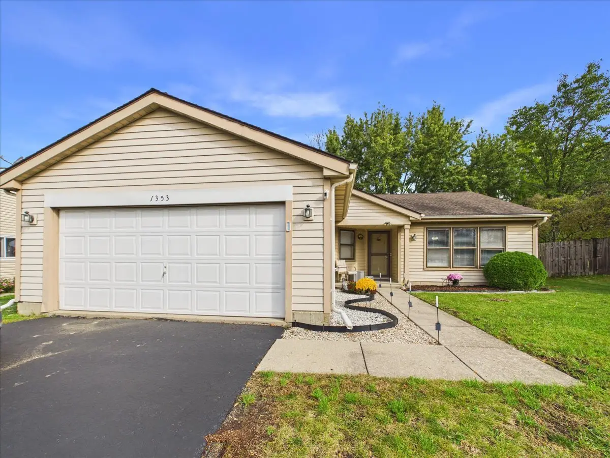 1353 Fountain Green Drive, Crystal Lake, IL 60014 - #1