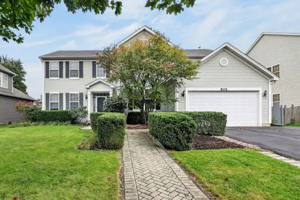806 Baden Avenue, Oswego, IL 60543