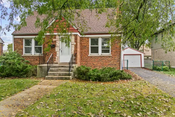 10104 S Kildare Avenue, Oak Lawn, IL 60453
