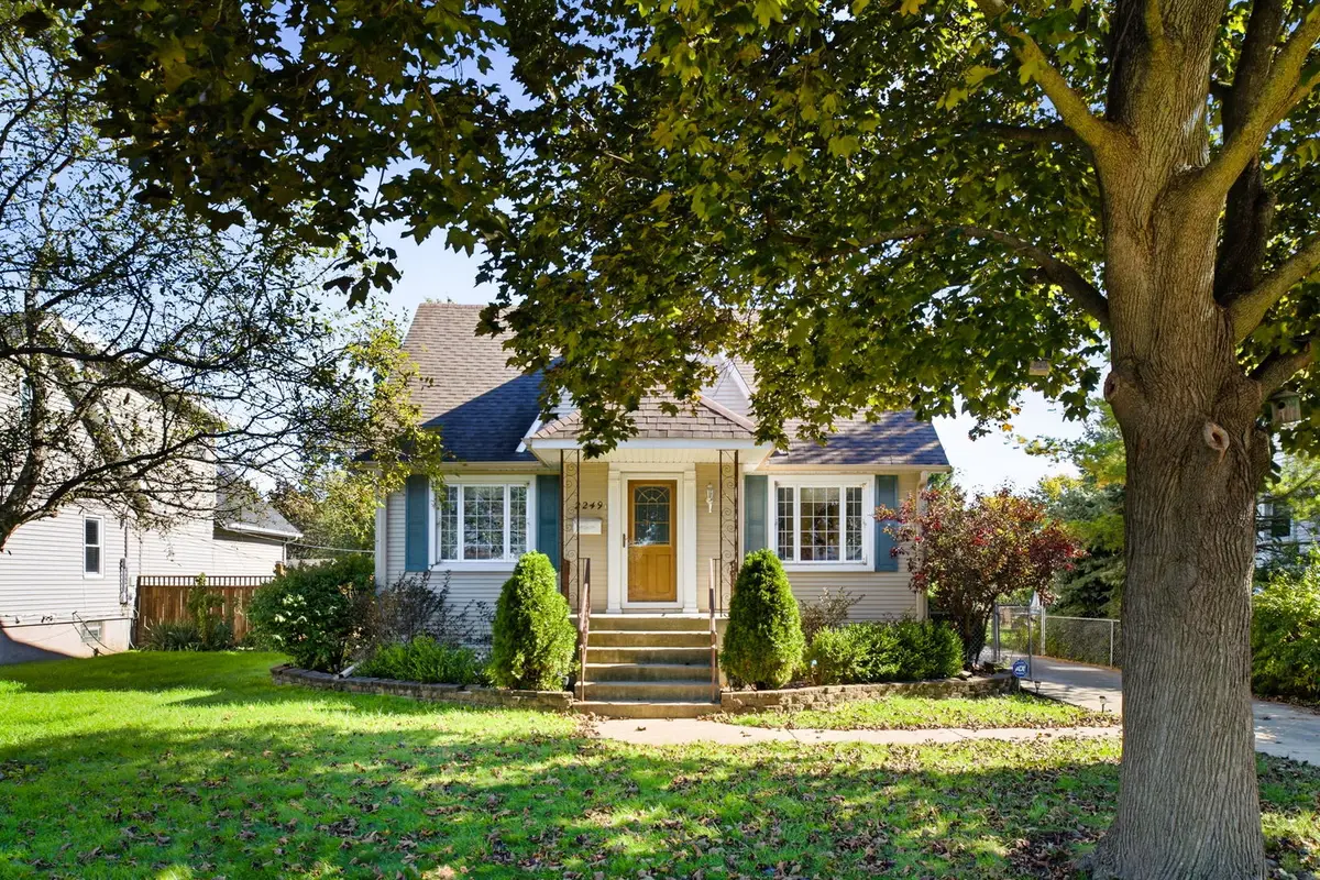 2249 N Hawthrone Avenue, Melrose Park, IL 60164 - #1