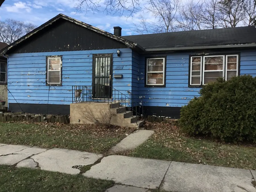 13924 S Michigan Avenue, Riverdale, IL 60827 - #2