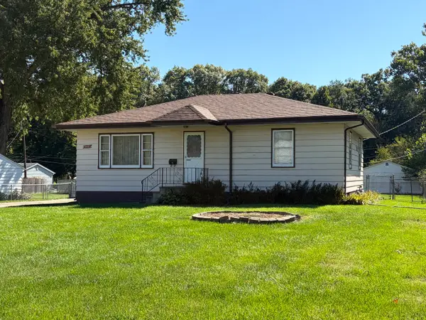 546 Oaklawn Avenue, East Moline, IL 61244