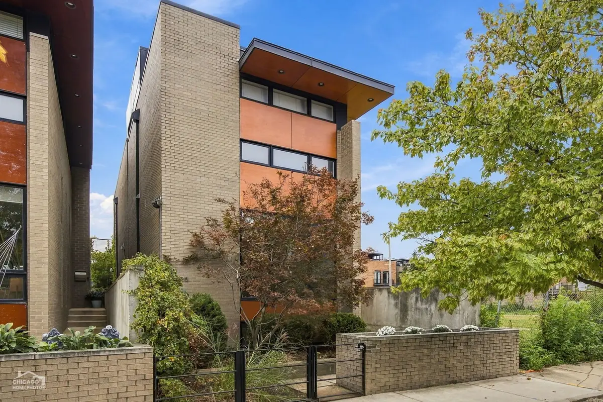 2325 W Erie Street, Chicago, IL 60612 - #1