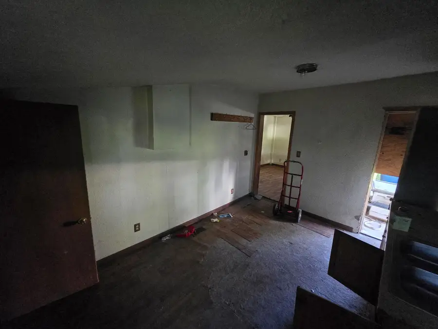 306 N East Street, Kewanee, IL 61443 - #3