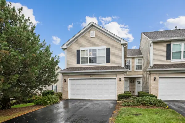 425 Windham Cove Drive, Crystal Lake, IL 60014