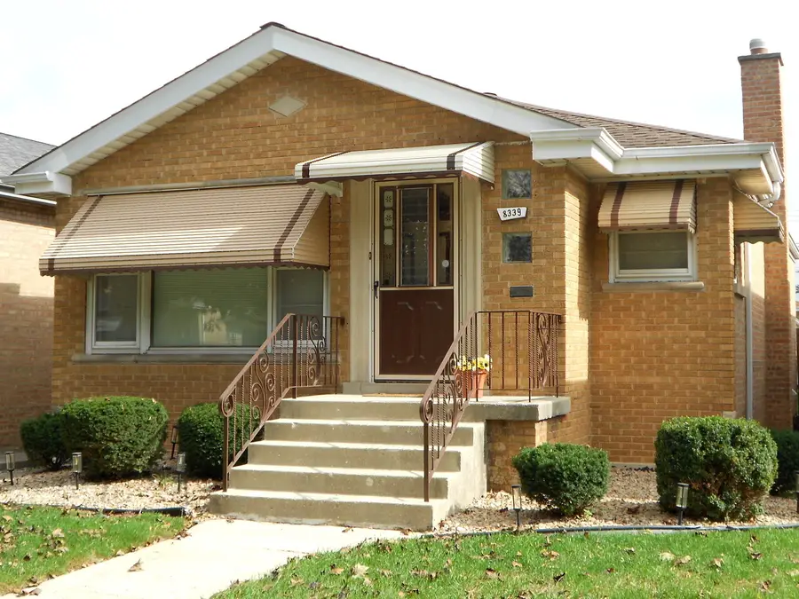 8339 S Kenneth Avenue, Chicago, IL 60652 - #2