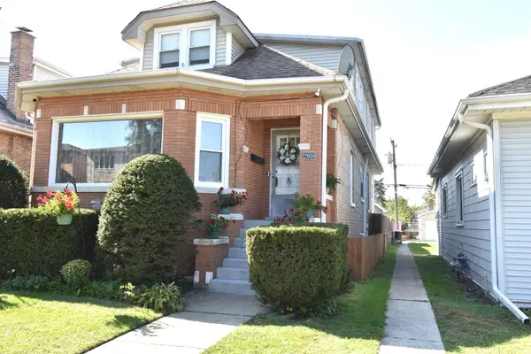 2918 N 74th Avenue, Elmwood Park, IL 60707