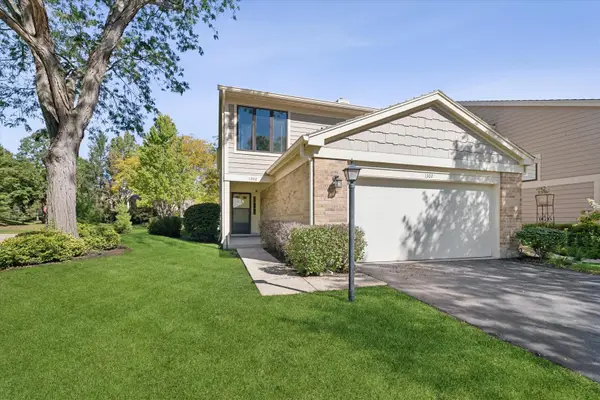 1302 Pimlico Parkway, Libertyville, IL 60048