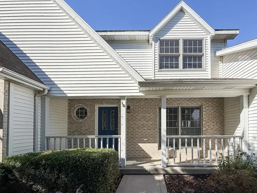 505 N Cedar Drive, Saint Joseph, IL 61873 - #3