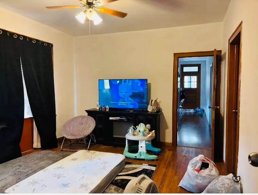 2724 W 43rd Street, Chicago, IL 60632 - #3