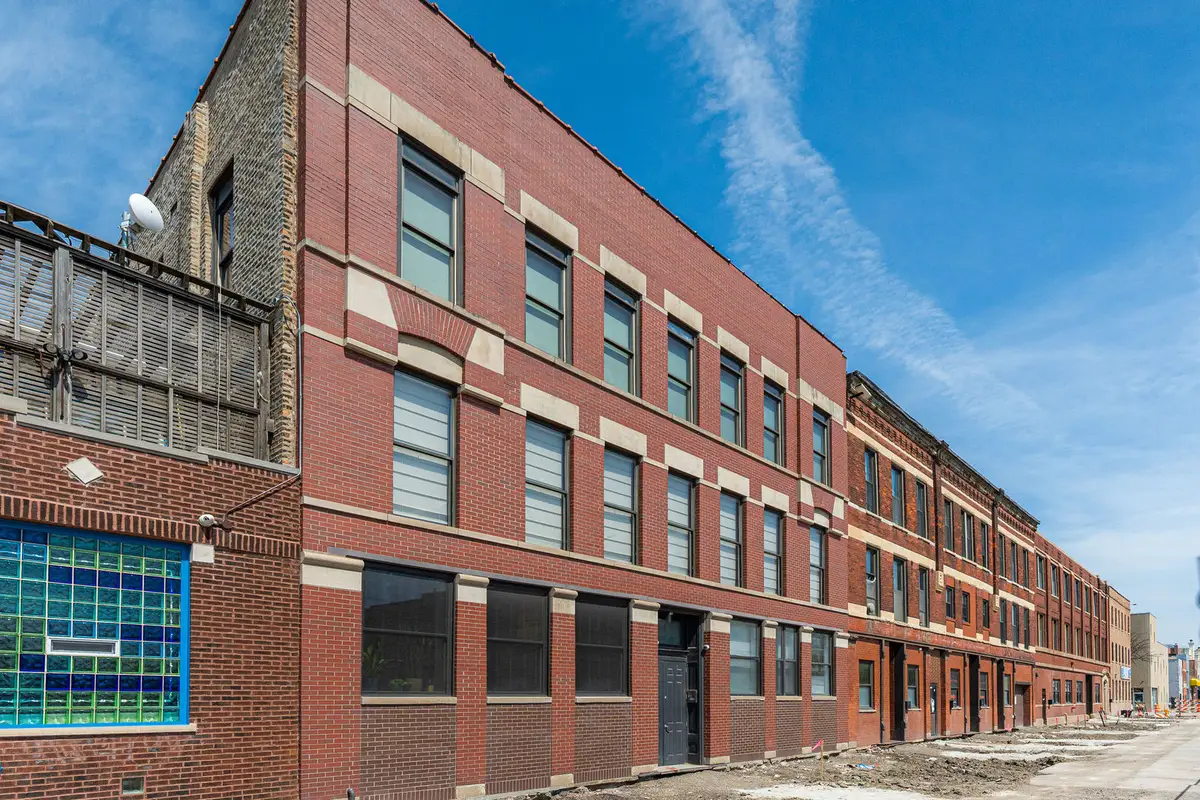 2120 W Grand Avenue, Chicago, IL 60612 - #1