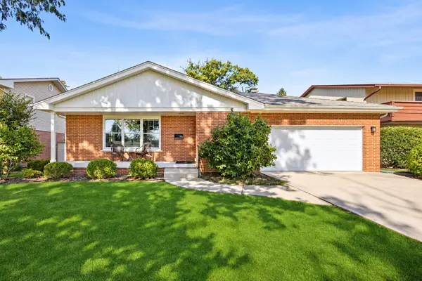 706 Courtland Circle, Western Springs, IL 60558