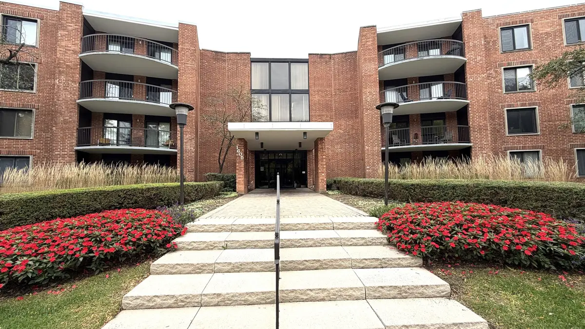 1605 E Central Road #202A, Arlington Heights, IL 60005 - #1