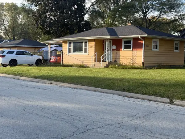 2324 Hermon Avenue, Zion, IL 60099