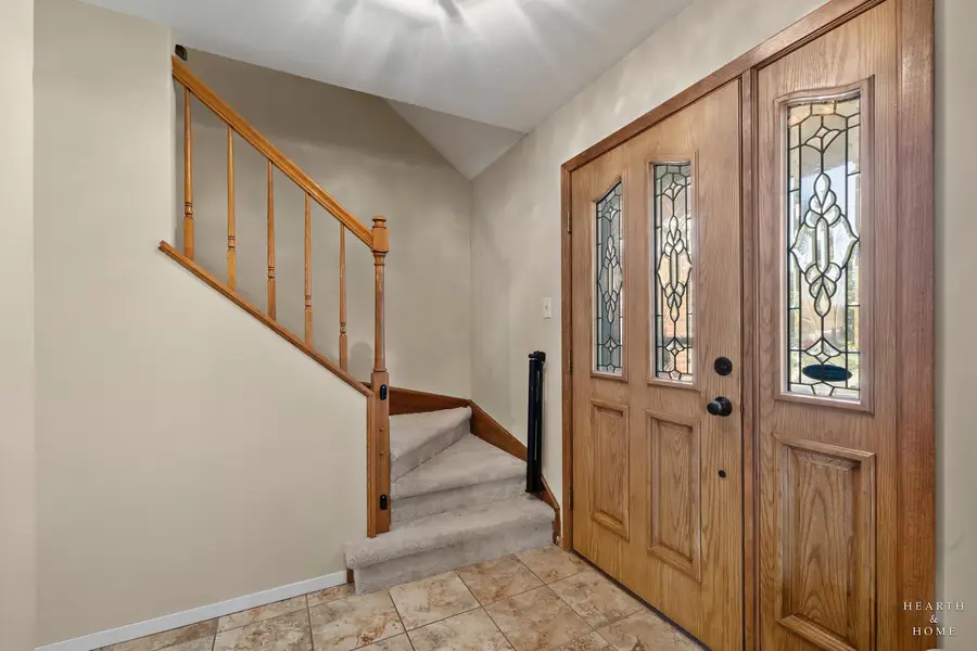 695 Fox Run Lane, Algonquin, IL 60102 - #3