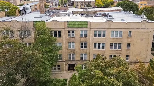 3257 W Olive Avenue #1E, Chicago, IL 60659