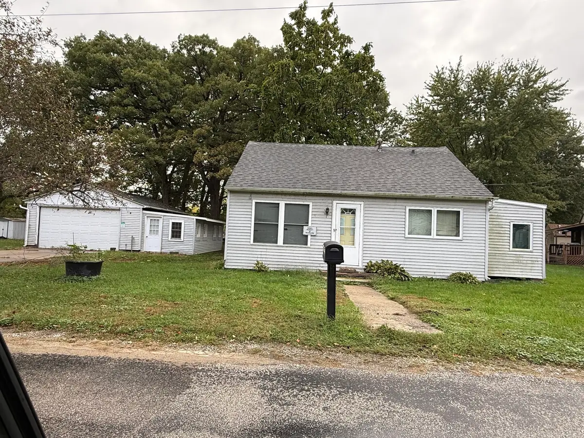 4120 6th Street, Rock Island, IL 61201 - #1
