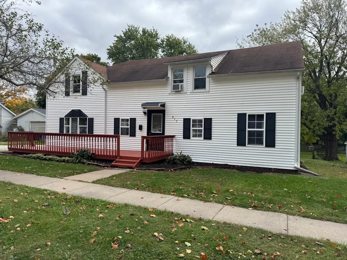 317 W South Street, Cambridge, IL 61238 - #1