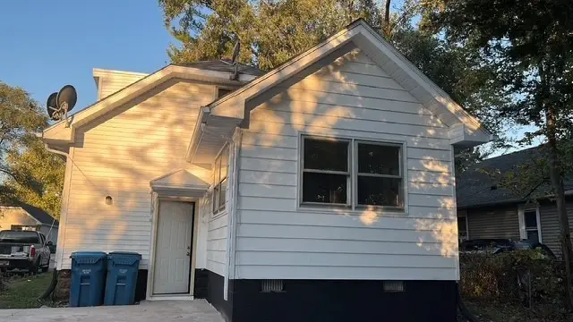 139 N Calhoun Street, Aurora, IL 60505 - #3