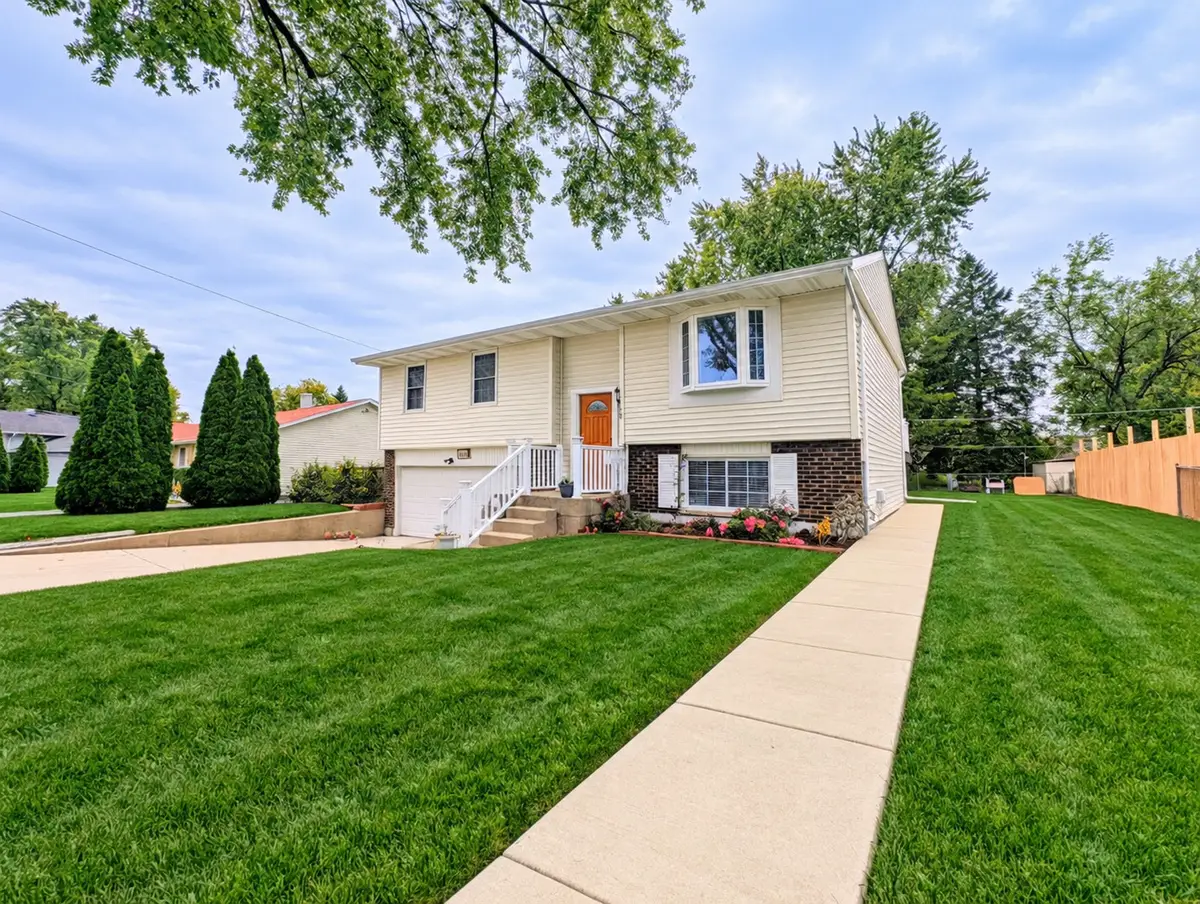 1468 Van Meter Drive, Glendale Heights, IL 60139 - #1