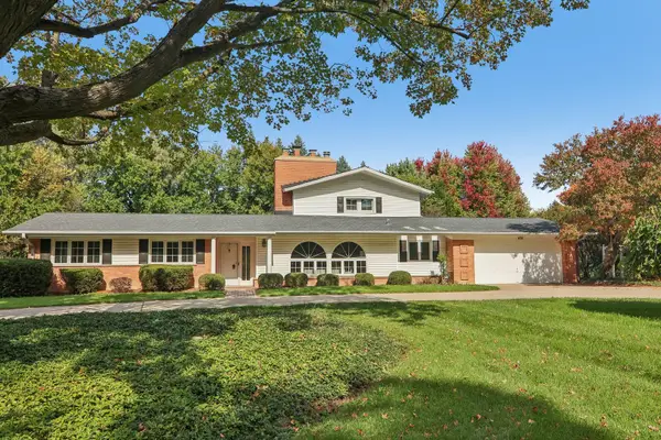 424 Otis Road, Barrington, IL 60010