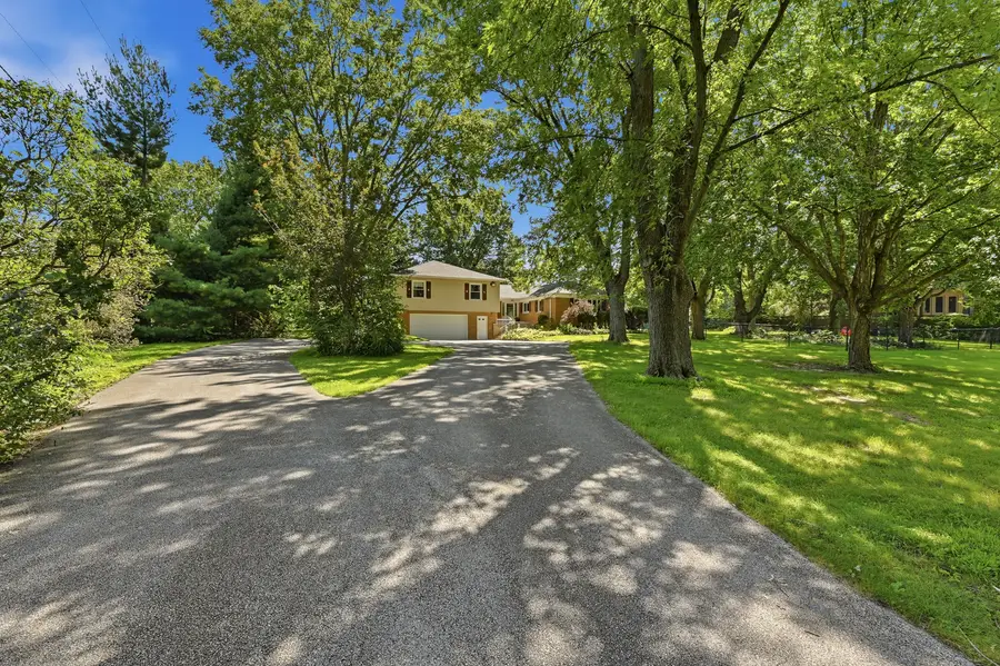 150 N Madison Street, Oswego, IL 60543 - #2