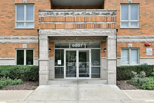 6807 N Milwaukee Avenue #302, Niles, IL 60714