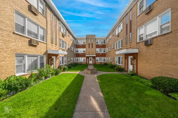 3203 W Berwyn Avenue #3W, Chicago, IL 60625