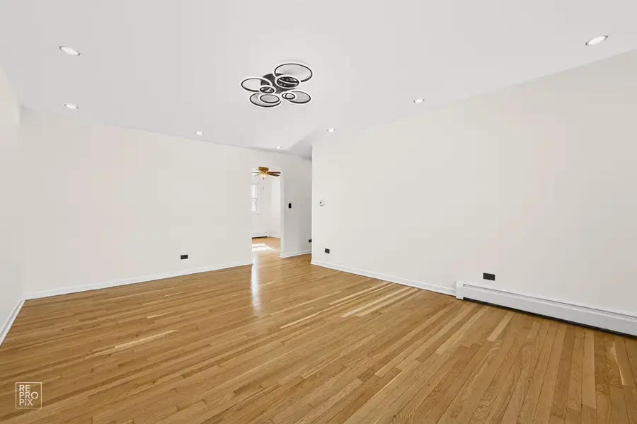 3203 W Berwyn Avenue #3W, Chicago, IL 60625 - #2