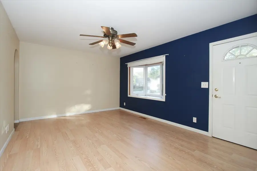 1606 Alexander Avenue, Streamwood, IL 60107 - #2