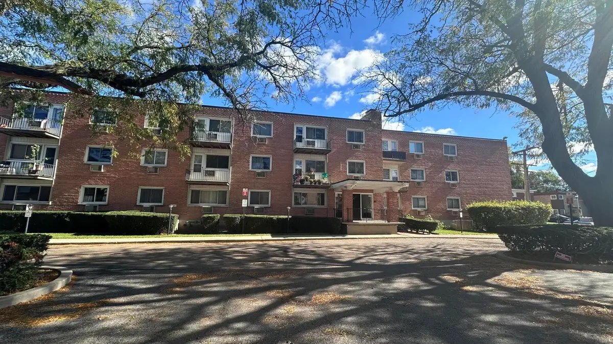 8521 Lotus Avenue #807, Skokie, IL 60077 - #1