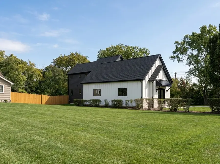 4031 Venard Road, Downers Grove, IL 60515 - #3