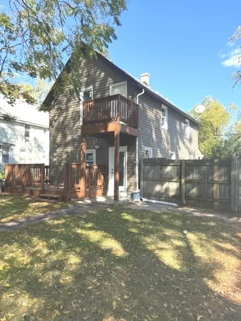 907 Porter Street, Waukegan, IL 60085 - #3