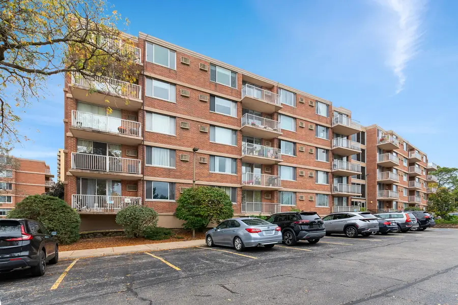 2200 S Stewart Avenue #4D, Lombard, IL 60148 - #2