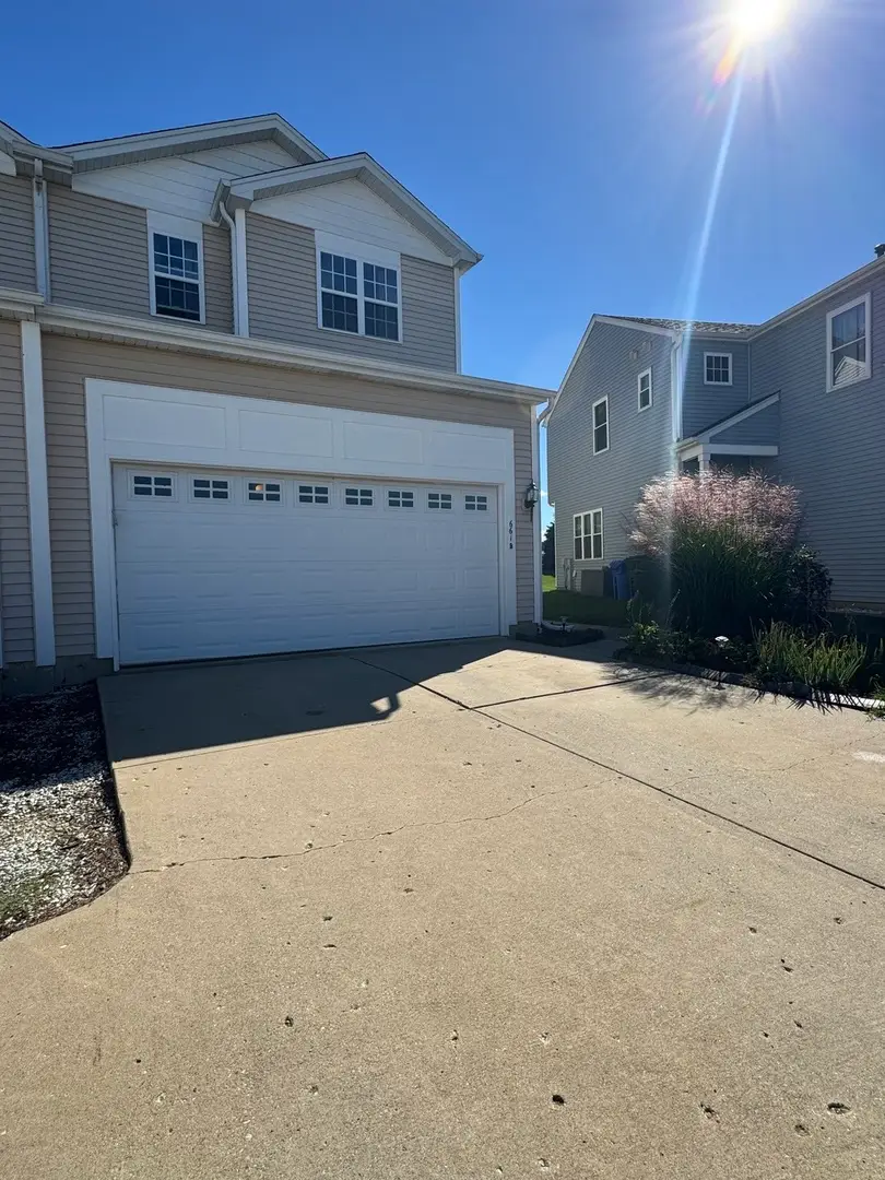 661 Fieldcrest Drive #B, South Elgin, IL 60177 - #2