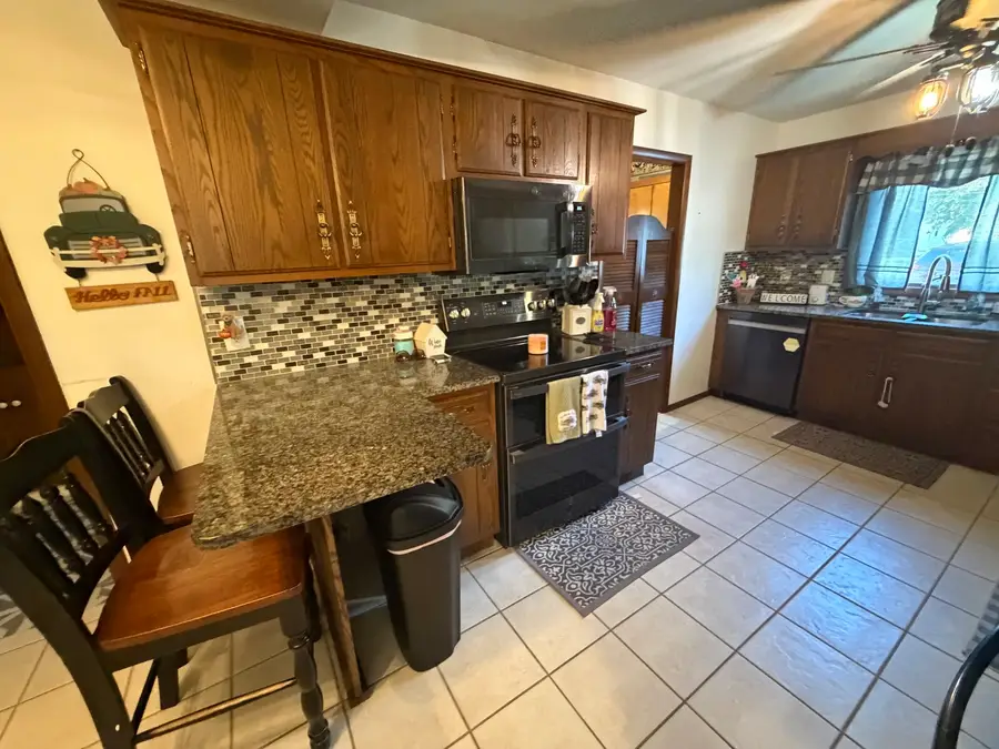 103 Ross Street, Tampico, IL 61283 - #2