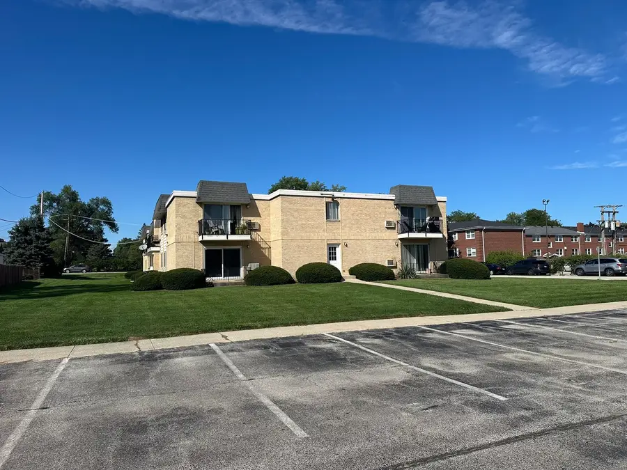 1430 N Evergreen Avenue #2AS, Arlington Heights, IL 60004 - #3