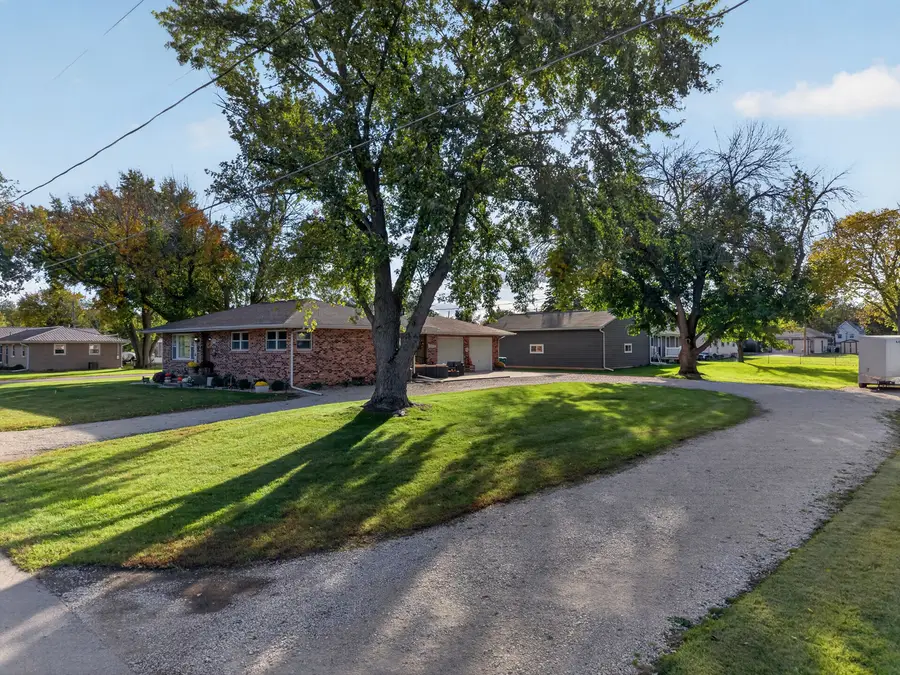381 S Hossack Street, Seneca, IL 61360 - #2