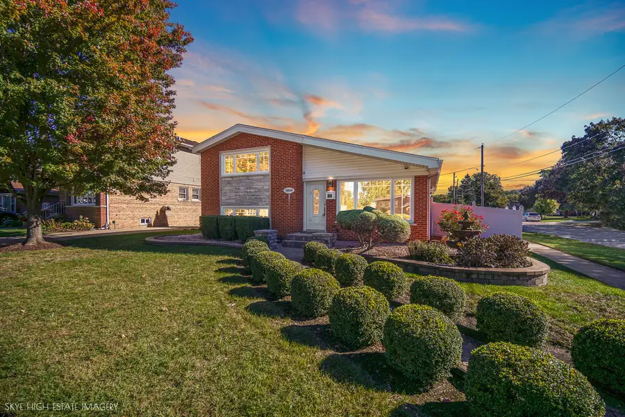 10545 S Kenneth Avenue, Oak Lawn, IL 60453 - #2