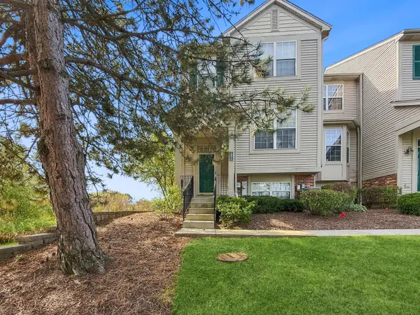 1071 Ellsworth Drive, Grayslake, IL 60030