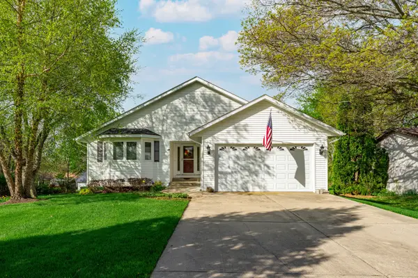 1261 Lake Summerset Road, Davis, IL 61019