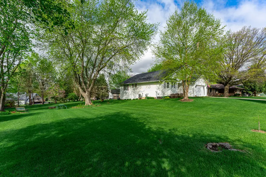 1261 Lake Summerset Road, Davis, IL 61019 - #3