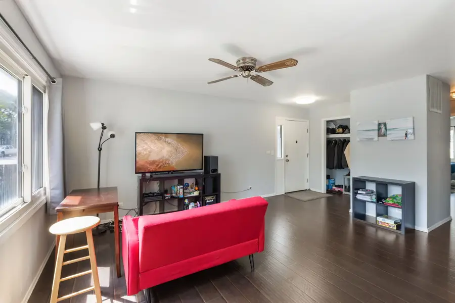 337 E Roland Drive, Glendale Heights, IL 60139 - #3