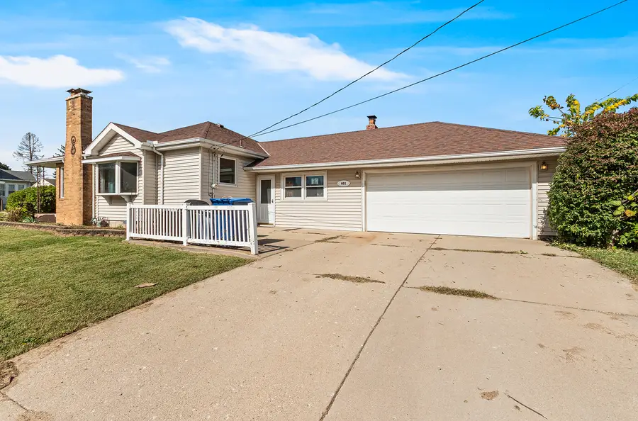 601 Sycamore Road, Lasalle, IL 61301 - #2