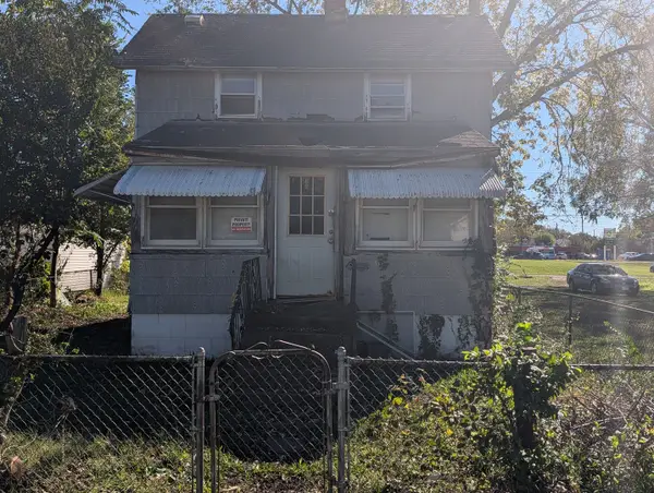 318 12th Street, East Moline, IL 61244
