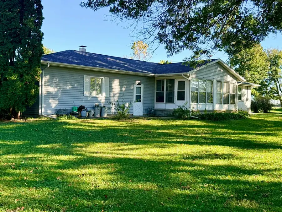 1200 Lenore Street, Rock Falls, IL 61071 - #3