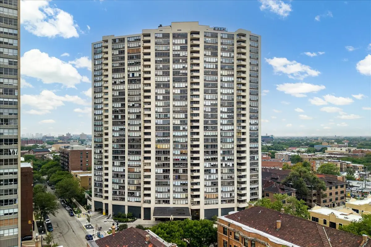 3930 N Pine Grove Avenue #1610, Chicago, IL 60613 - #1