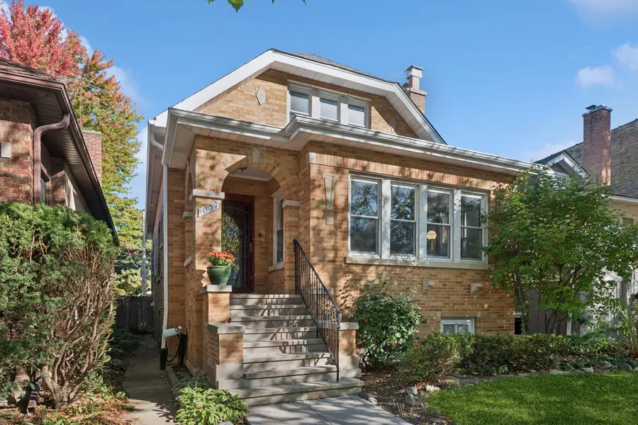 1037 Monroe Street, Evanston, IL 60202 - #2