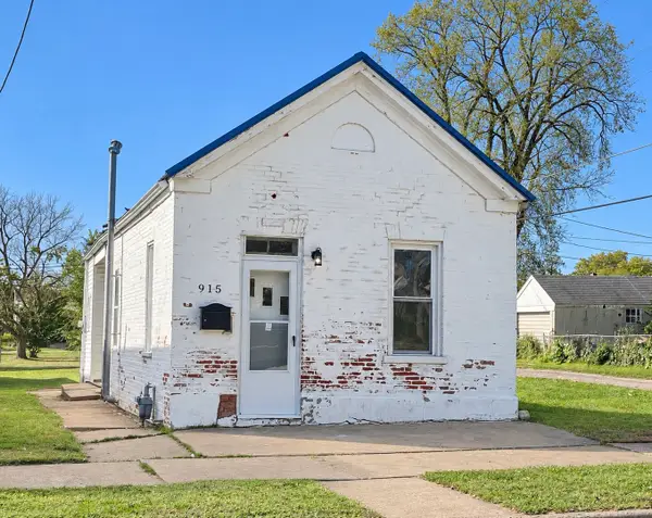 915 N 11th Street, Quincy, IL 62301